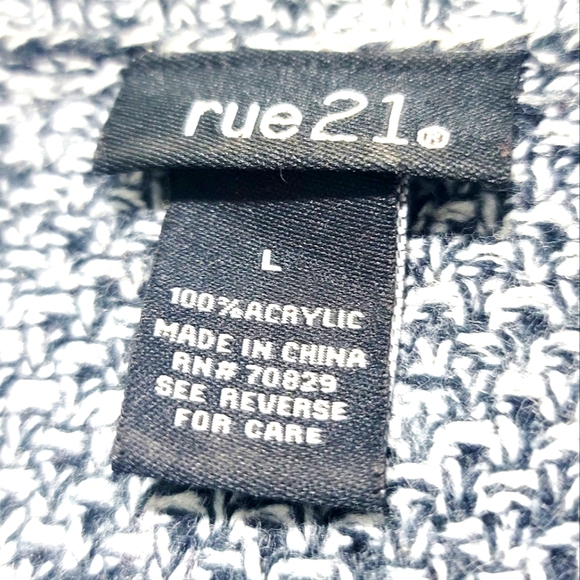 Rue21 Women Pullover Sweater Woven Black w/Silver Size L - Picture 9 of 10